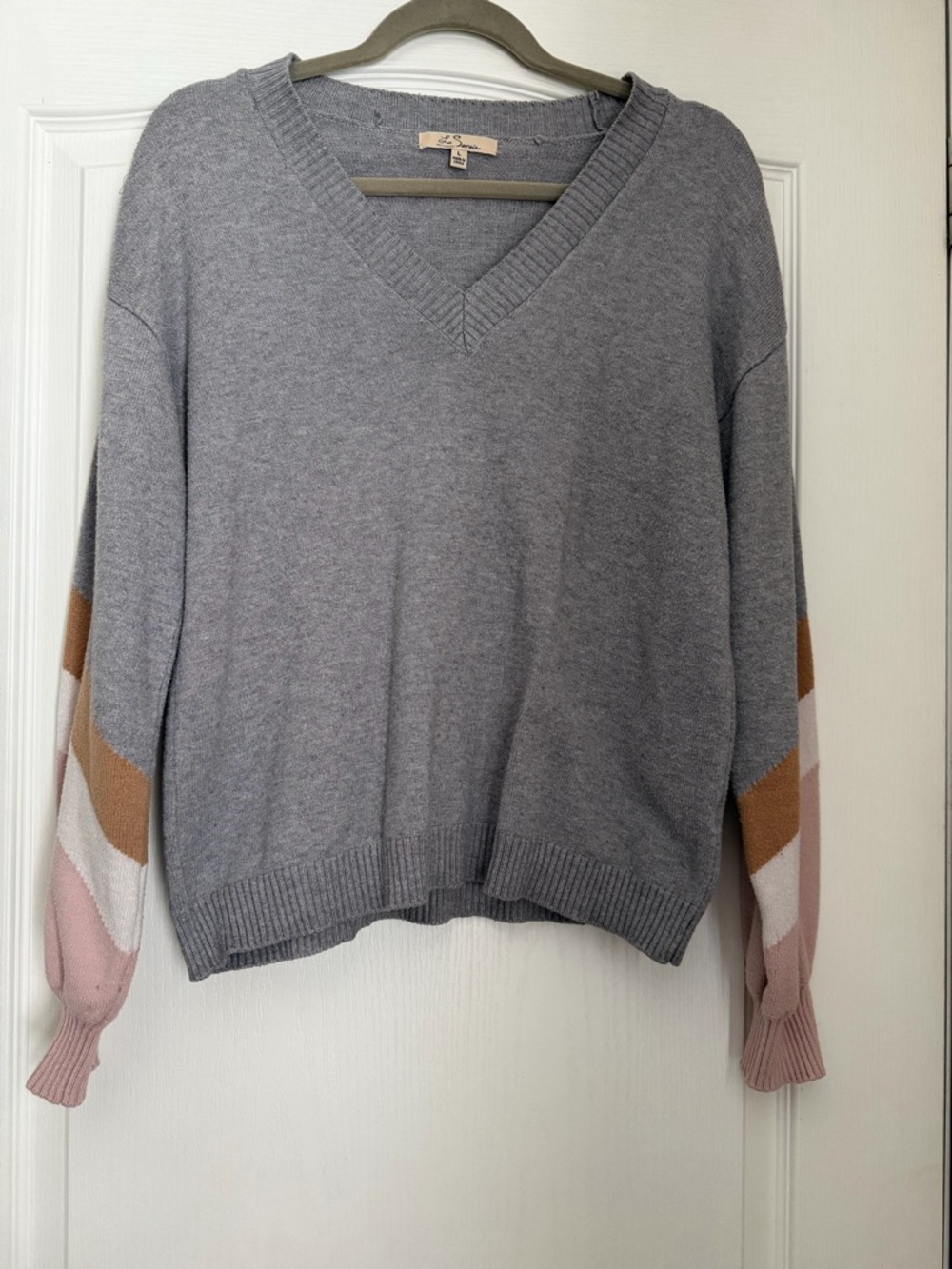 Les Serein Sebastiane Gray V-Neck Sweater with Colorblock Sleeves Size Large